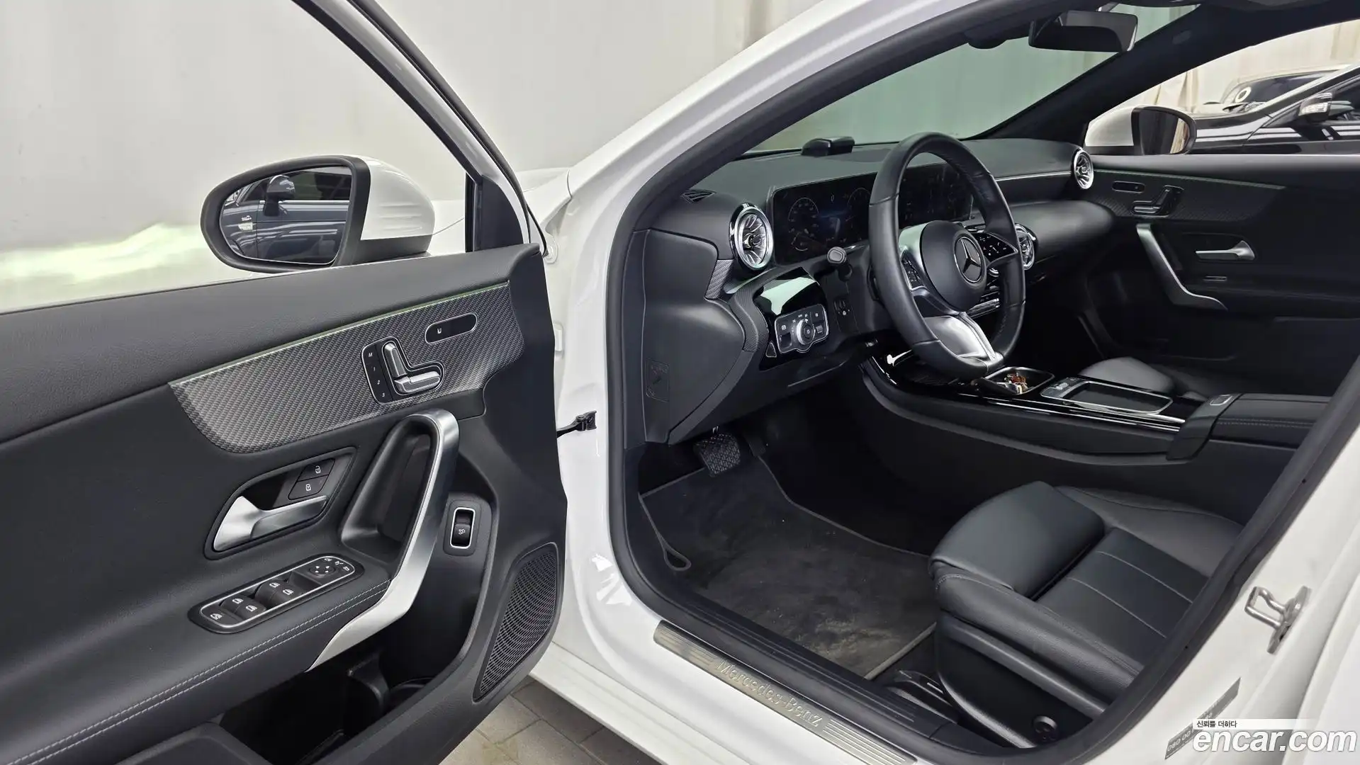 A-Class Mercedes-Benz 2024.2-INNER-010