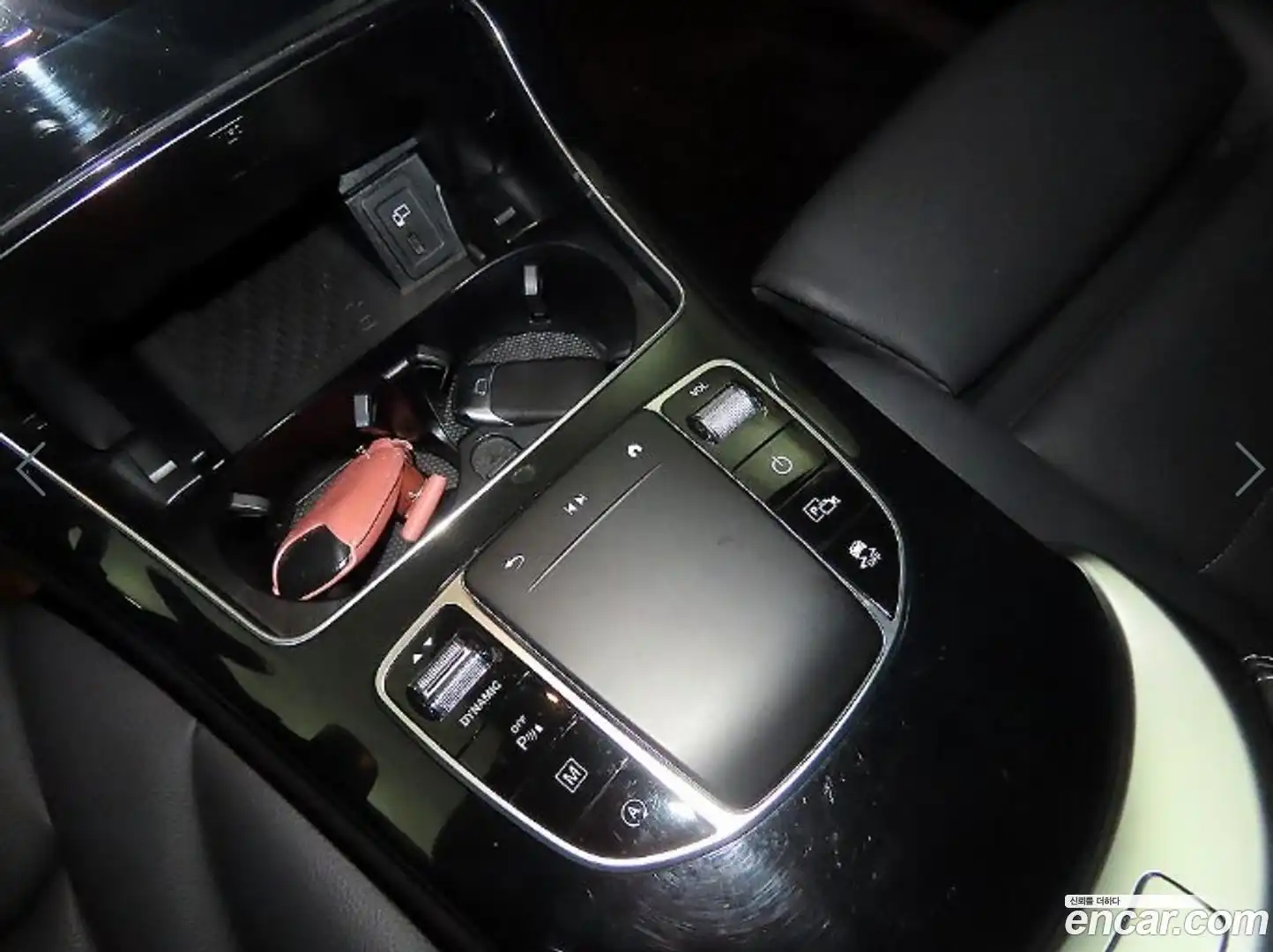 GLC-Class Mercedes-Benz 2021.3-OPTION-017