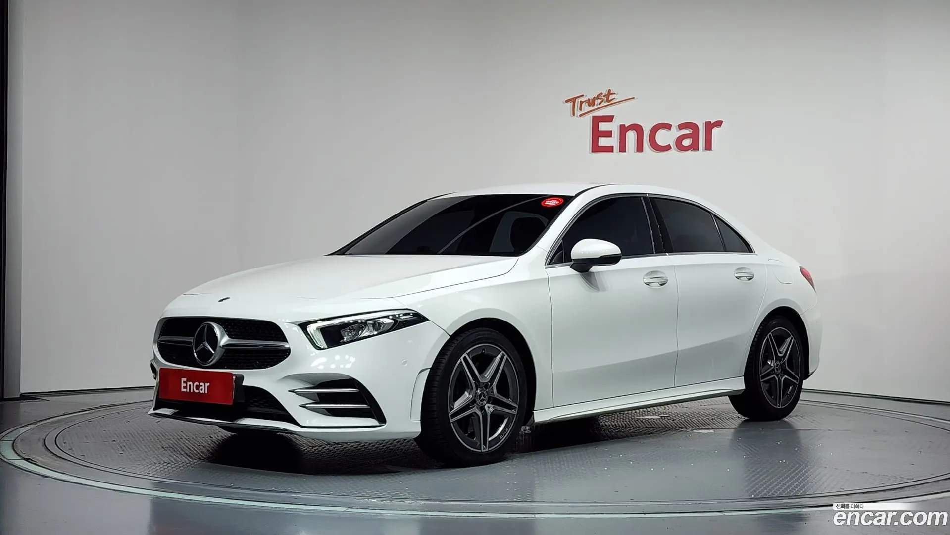 Main__Slider__Photo:A-Class Mercedes-Benz 2020.9-0