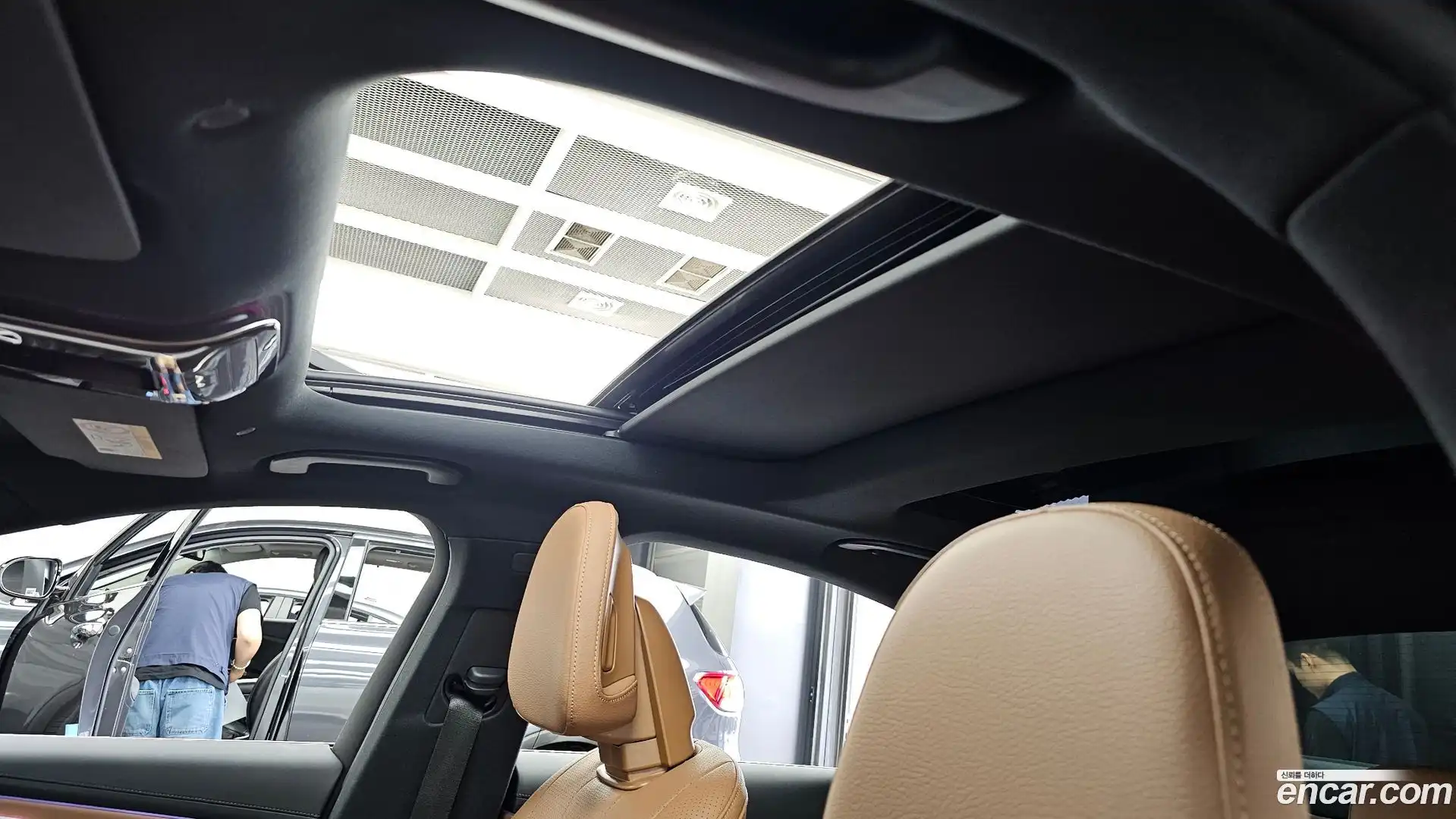 E-Class Mercedes-Benz 2025.2-OPTION-023