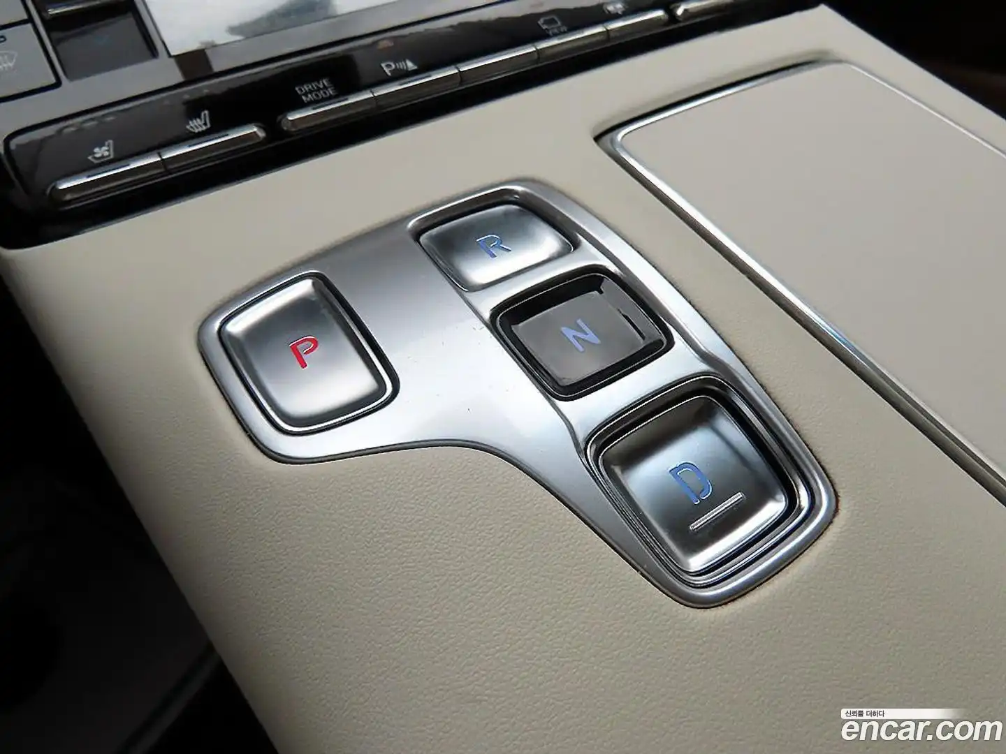 Grandeur Hyundai 2021.0-INNER-009