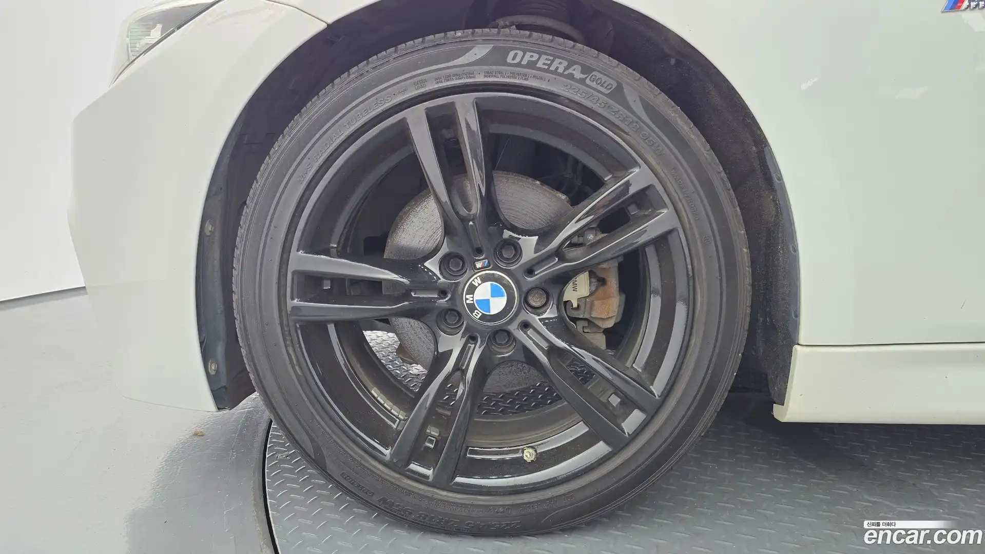3-Series BMW 2016.4-OUTER-005