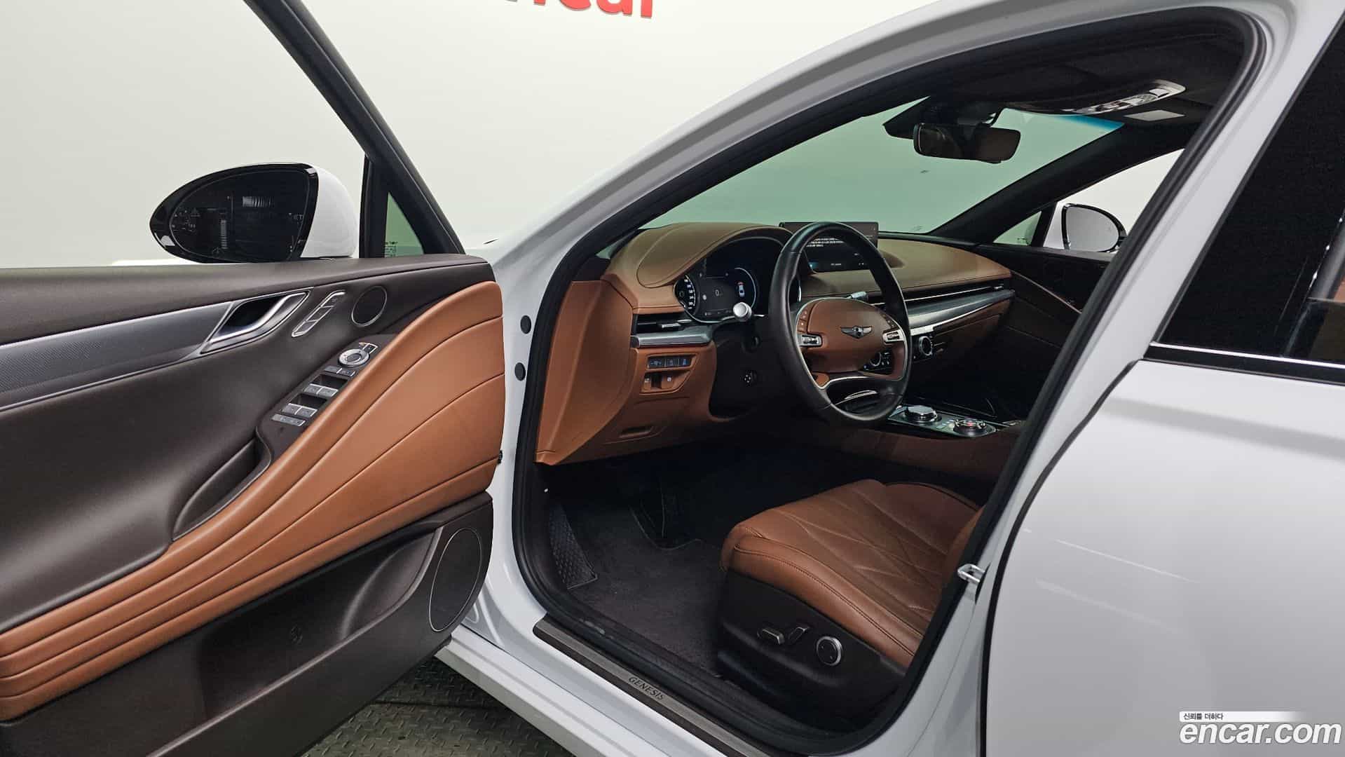 G80 Genesis 2023.3-INNER-010