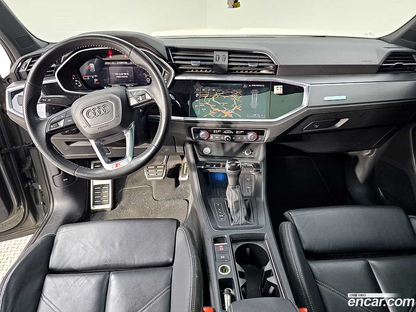 Q3 Audi 2020.11-OUTER-005