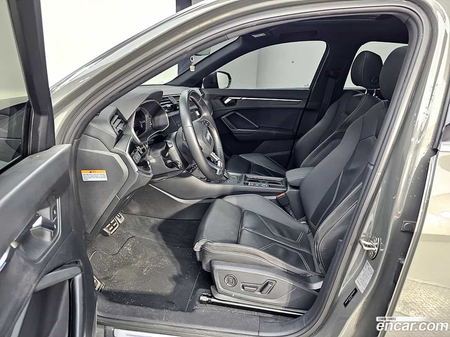 Q3 Audi 2020.11-INNER-008