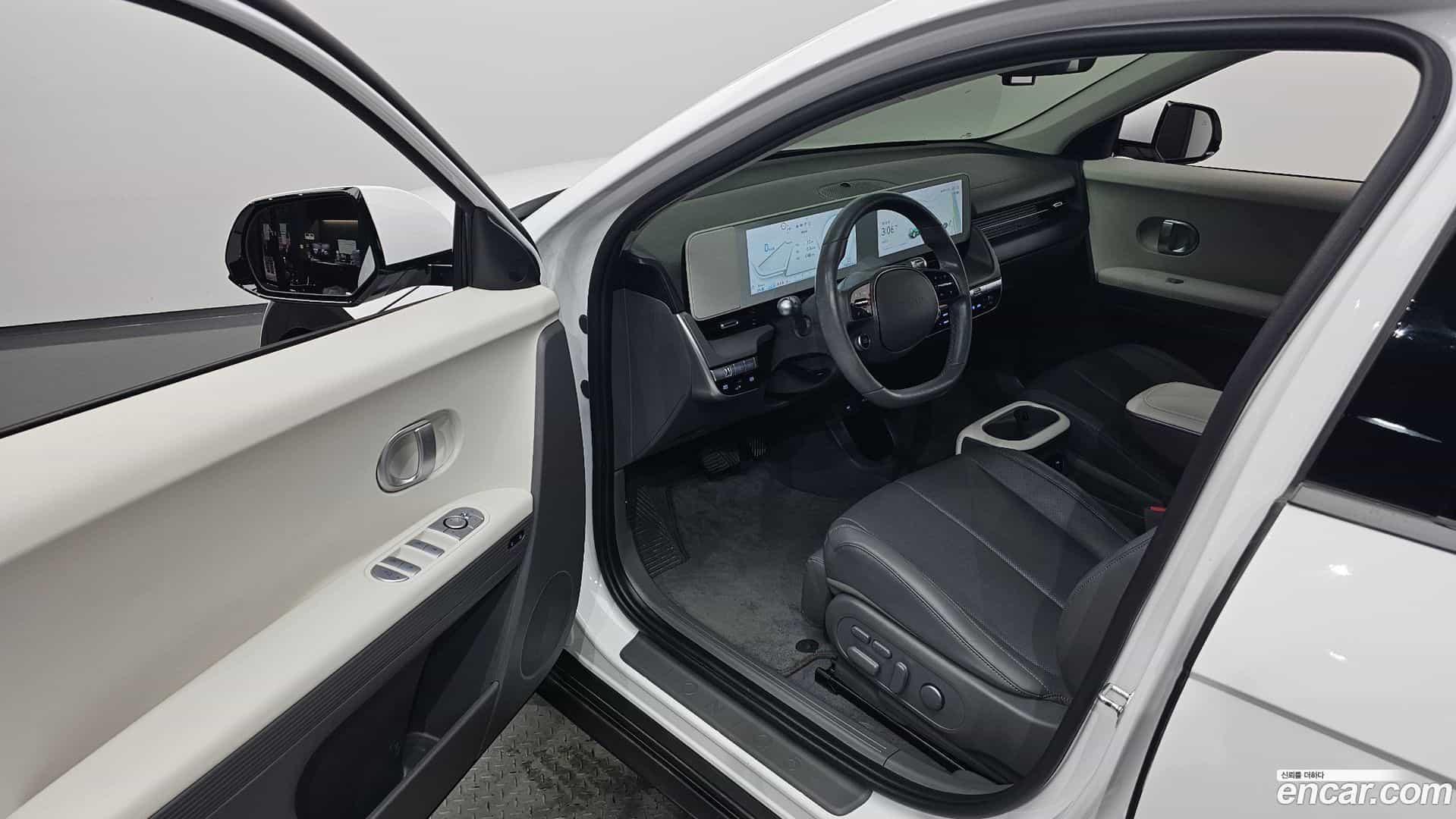 Ioniq5 Hyundai 2022.10-INNER-010