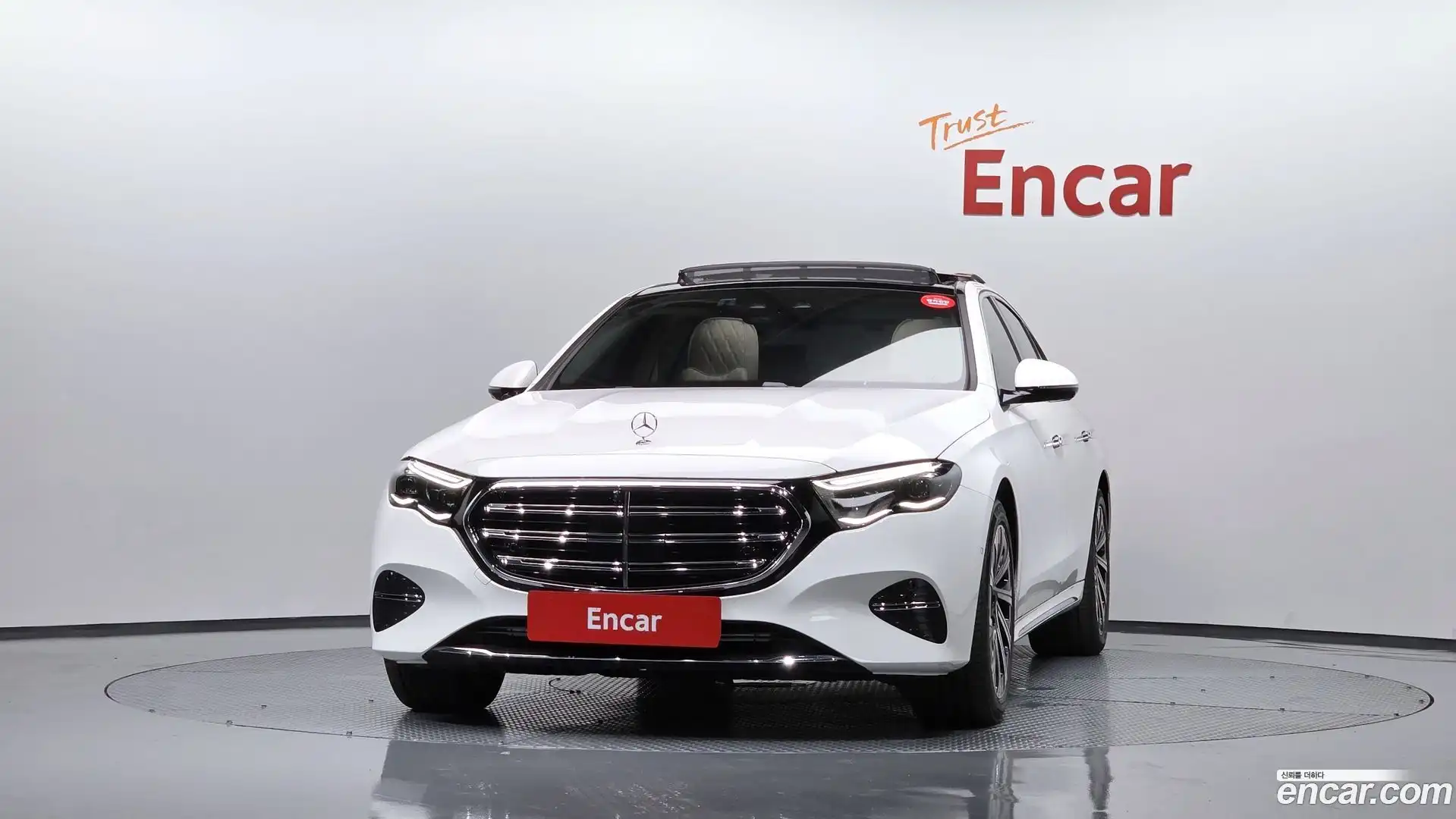 E-Class Mercedes-Benz 2024.11-OUTER-003
