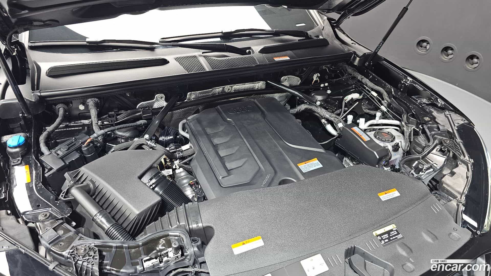 Q5 Audi 2025.9-OUTER-006