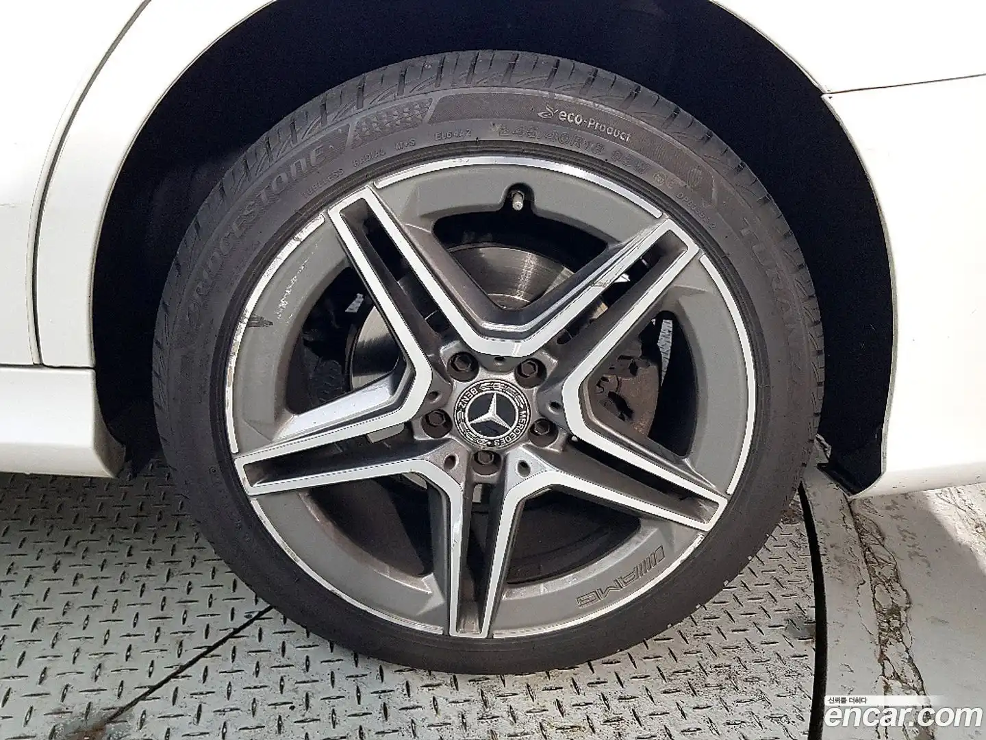 C-Class Mercedes-Benz 2019.3-OPTION-024