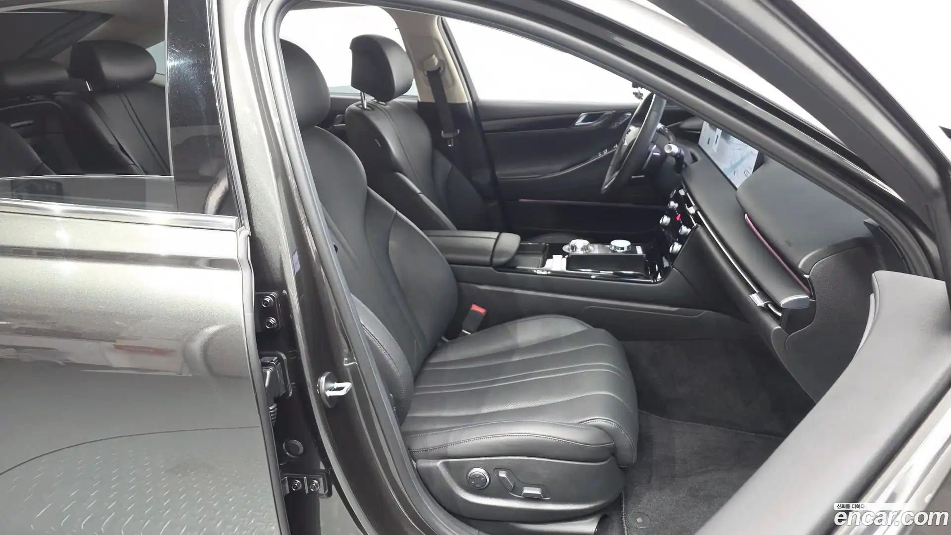G80 Genesis 2024.6-INNER-036