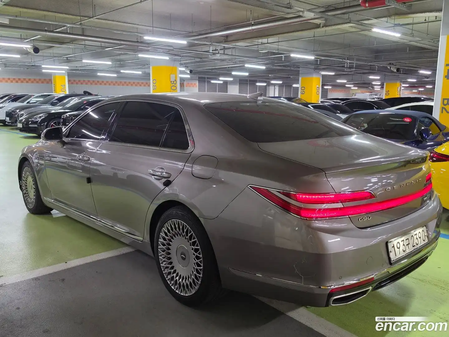G90 Genesis 2020.1-OUTER-004