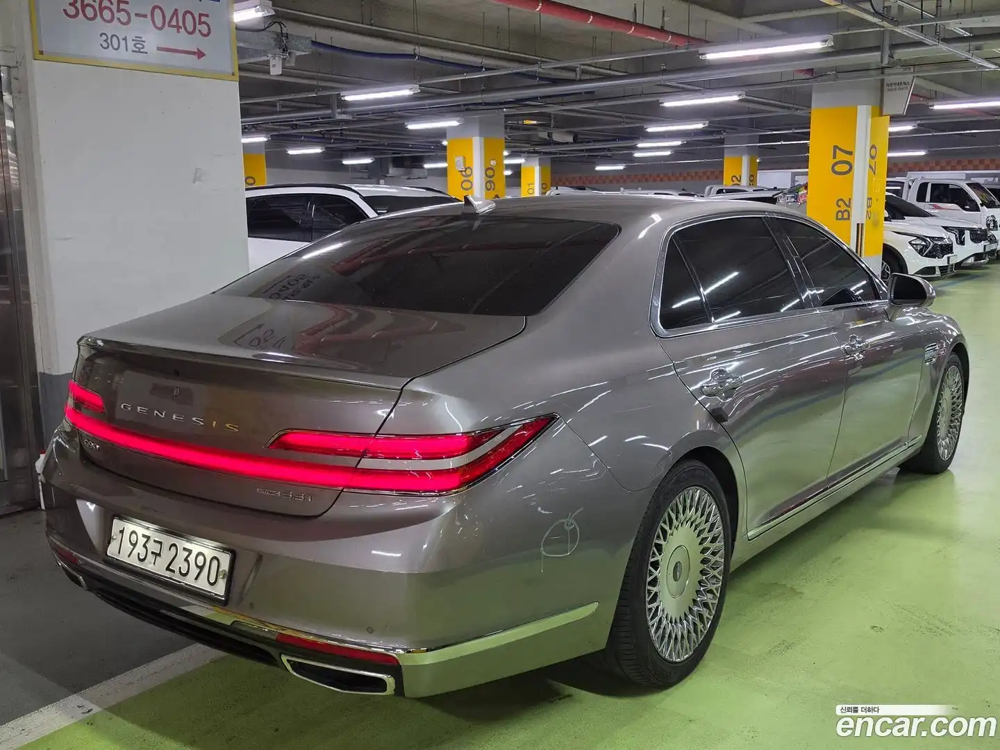 G90 Genesis 2020.1-OUTER-006