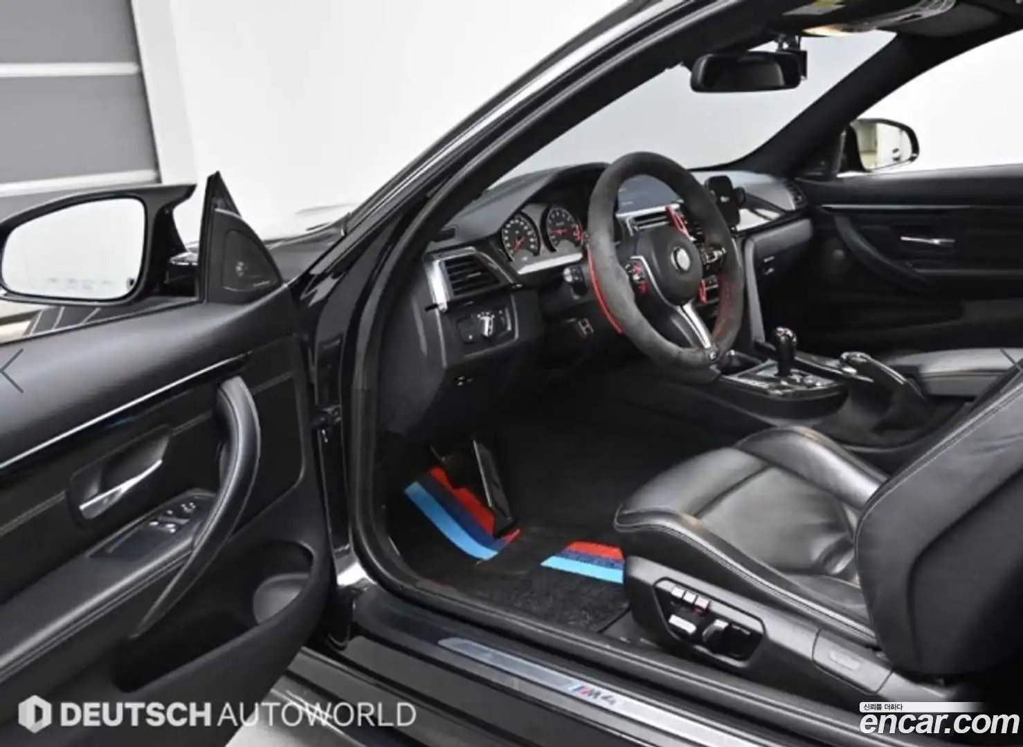 M4 BMW 2018.4-INNER-010