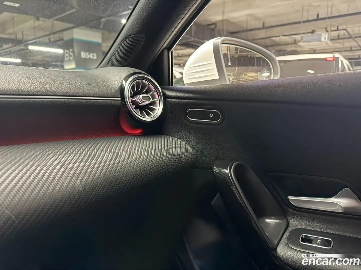 A-Class Mercedes-Benz 2020.5-OPTION-021
