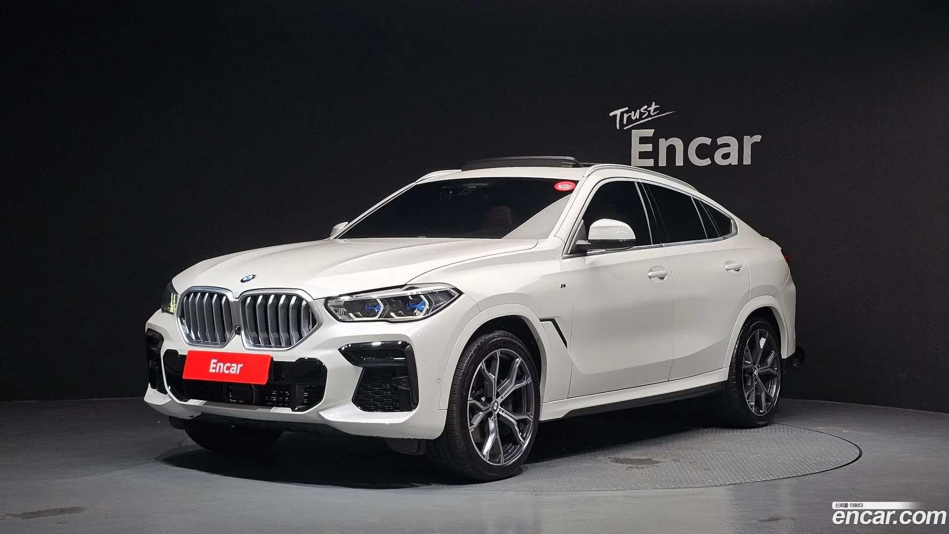 Main__Slider__Photo:X6 BMW 2021.9-0