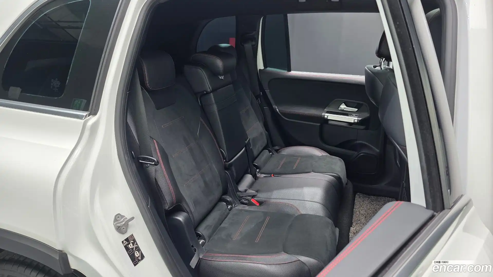 GLB-Class Mercedes-Benz 2021.3-OPTION-015