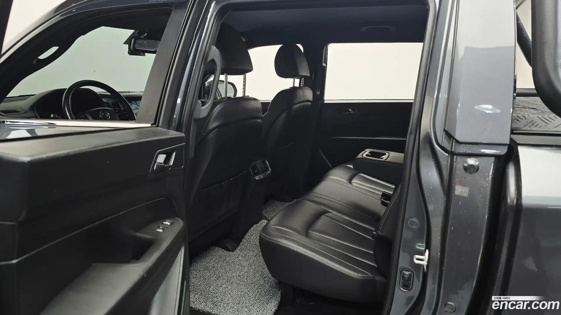 Rexton KG Mobility 2022.5-OPTION-016