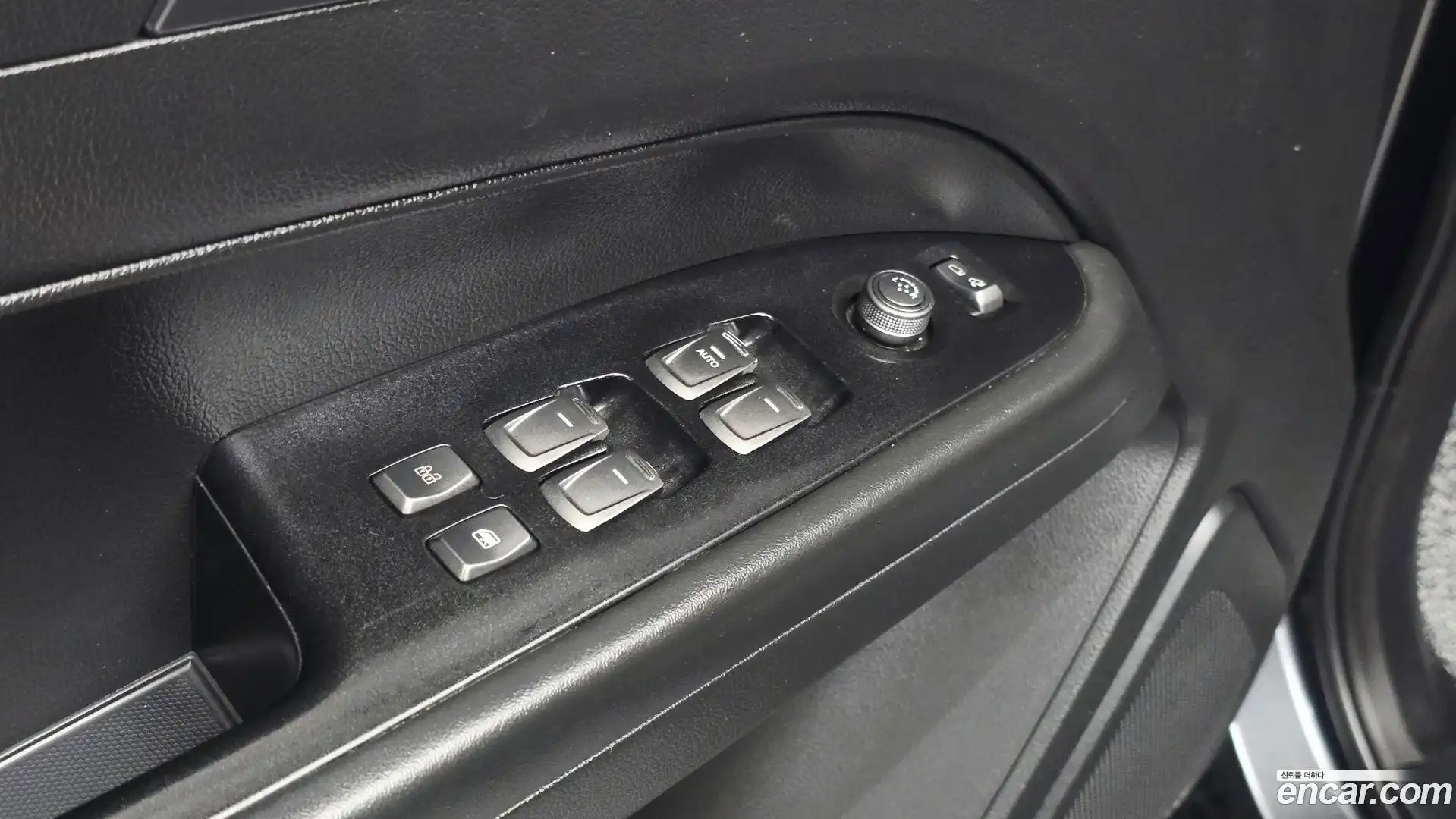 Rexton KG Mobility 2022.5-OPTION-042