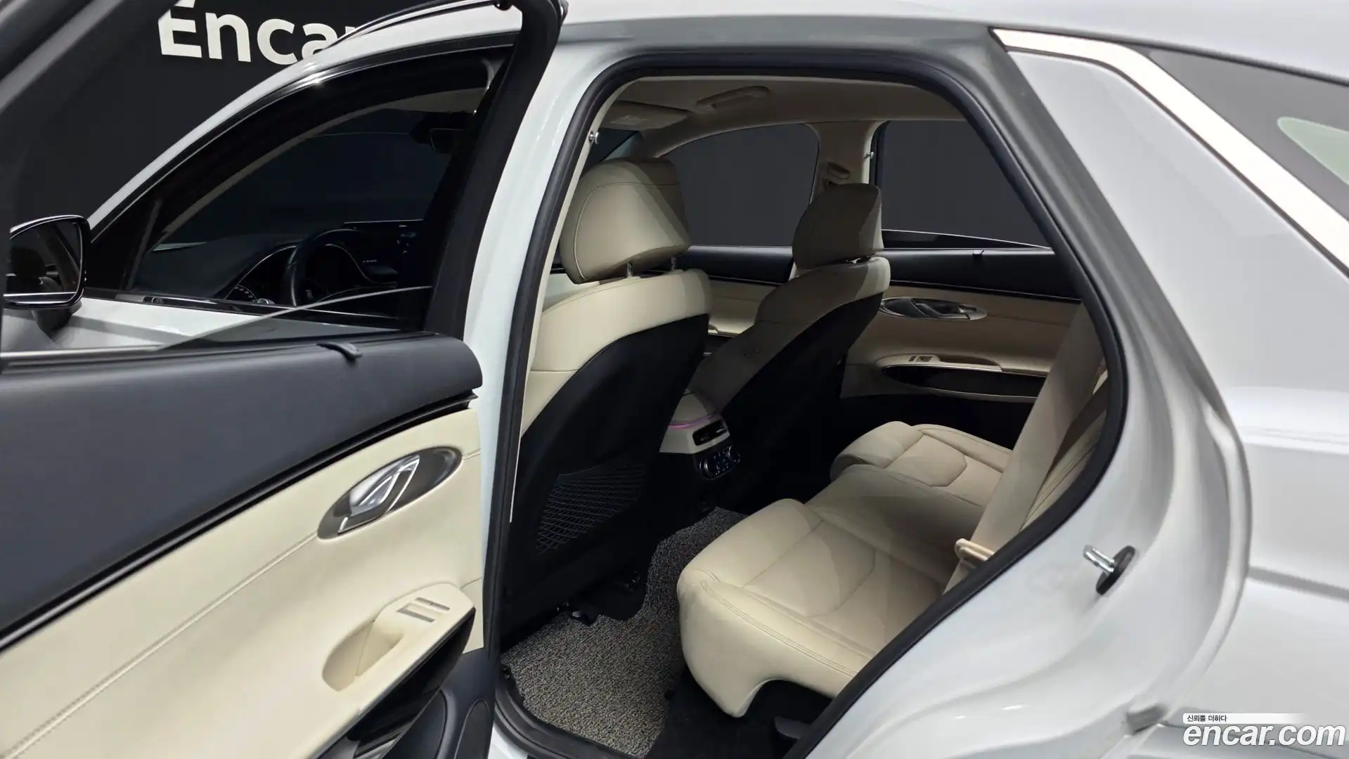 GV70 Genesis 2021.3-INNER-036