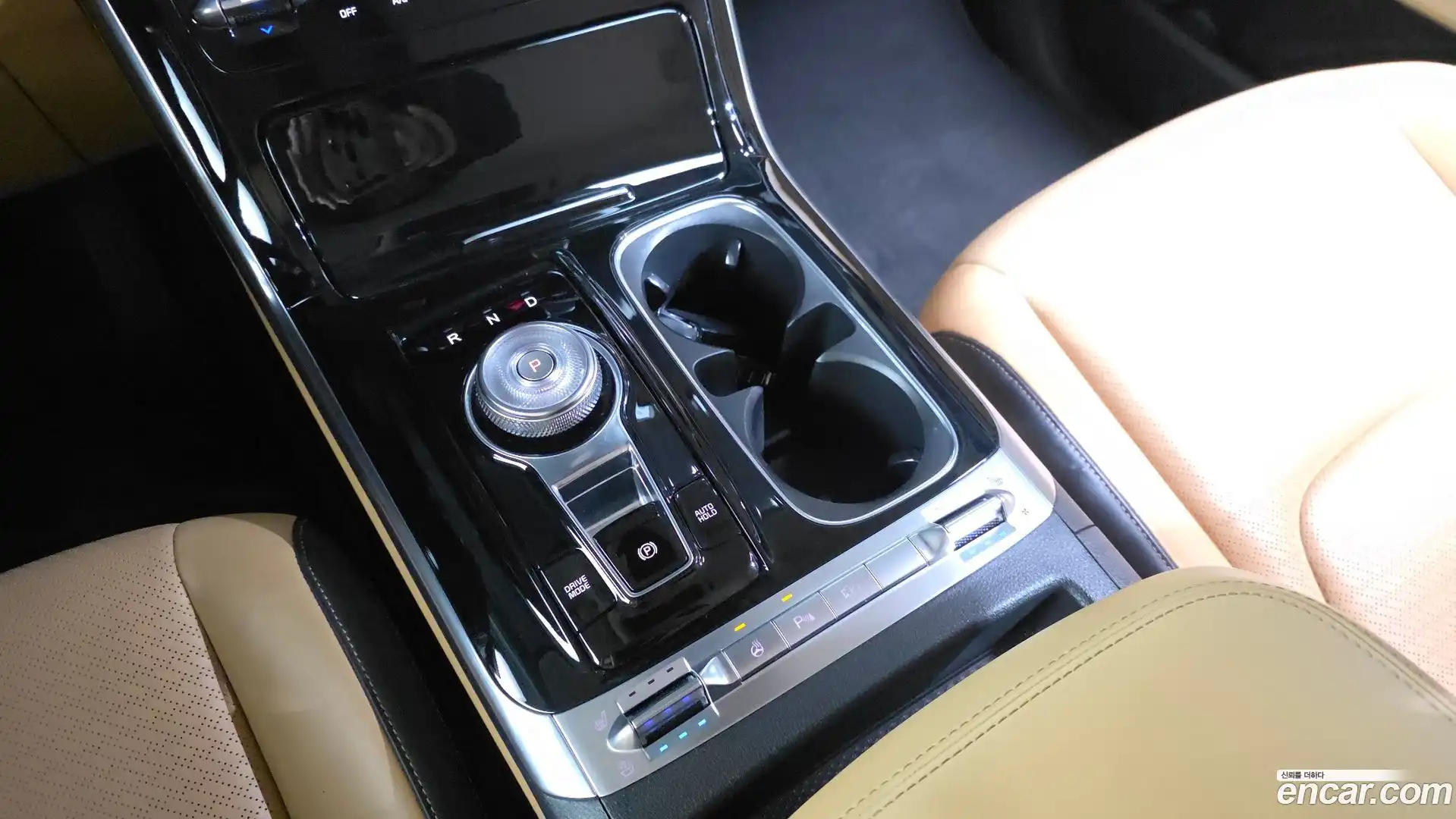 Canival Kia 2021.2-INNER-009