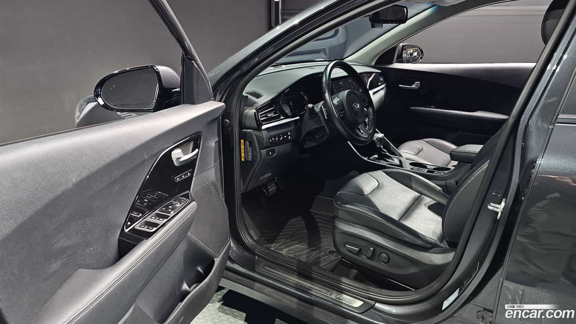Niro Kia 2021.0-INNER-010