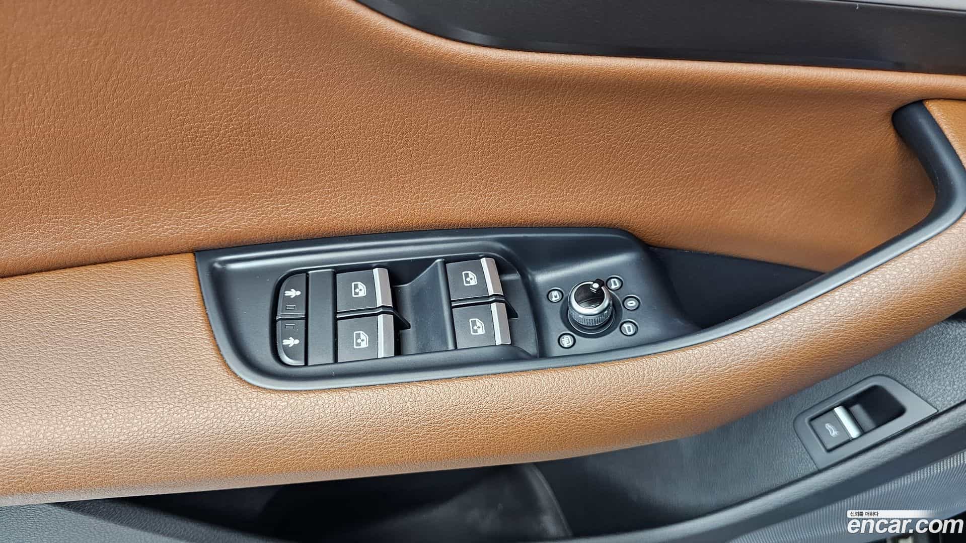 Q7 Audi 2019.9-OPTION-042