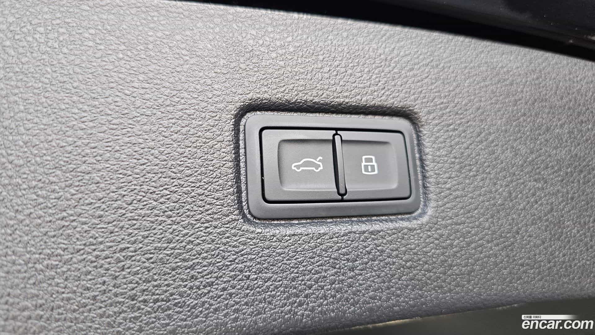 Q7 Audi 2019.9-OPTION-044