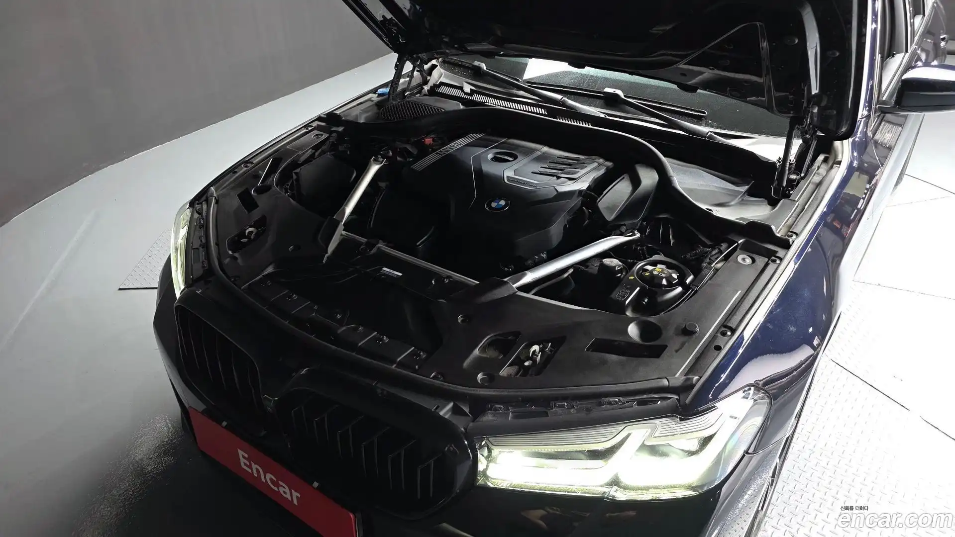5-Series BMW 2023.6-OUTER-006