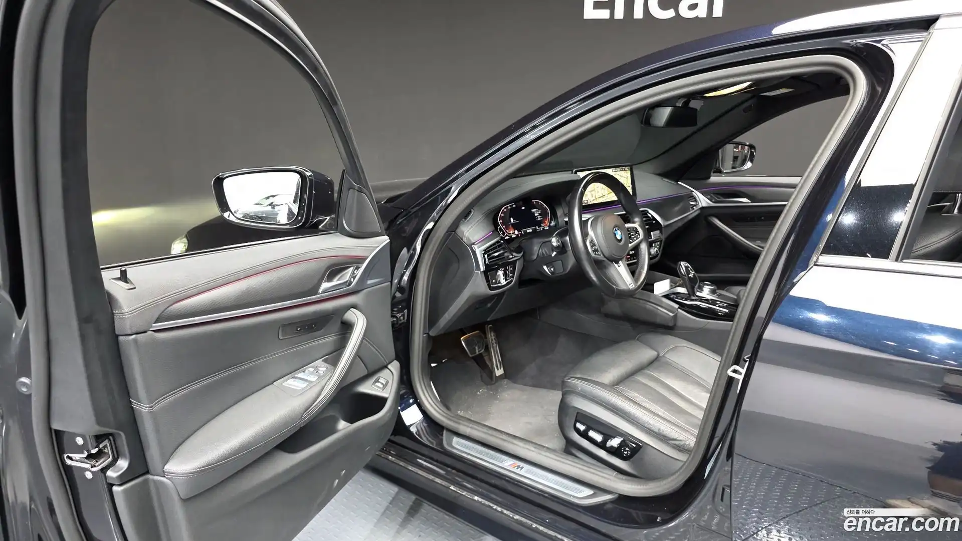 5-Series BMW 2023.6-INNER-010
