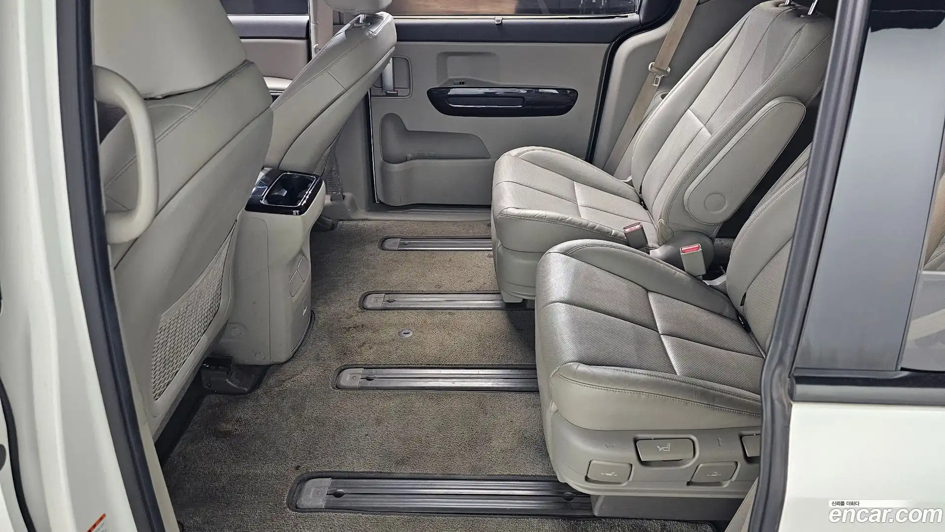 Canival Kia 2017.4-OPTION-016