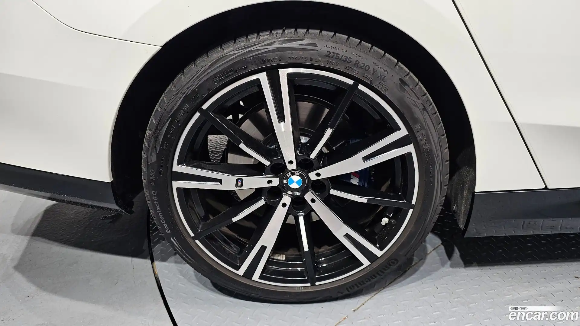 5-Series BMW 2025.7-OUTER-005