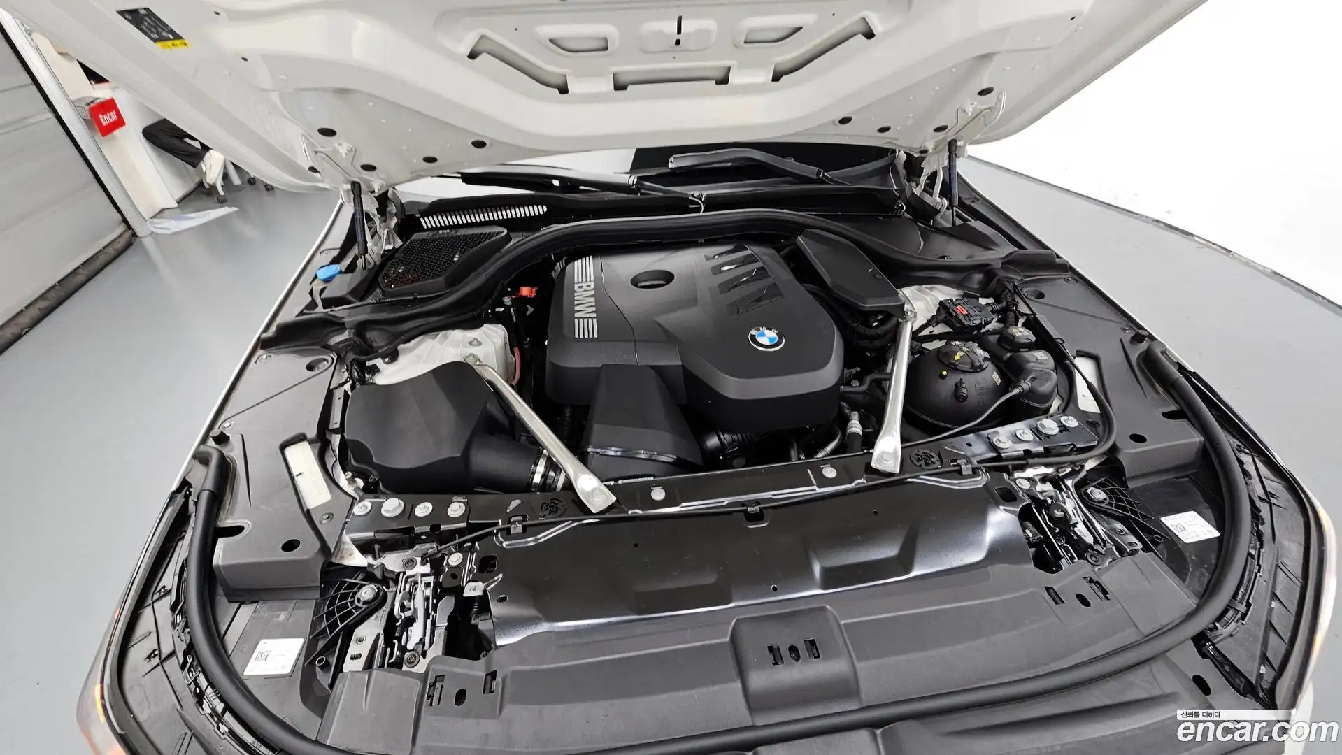 5-Series BMW 2025.7-OUTER-006