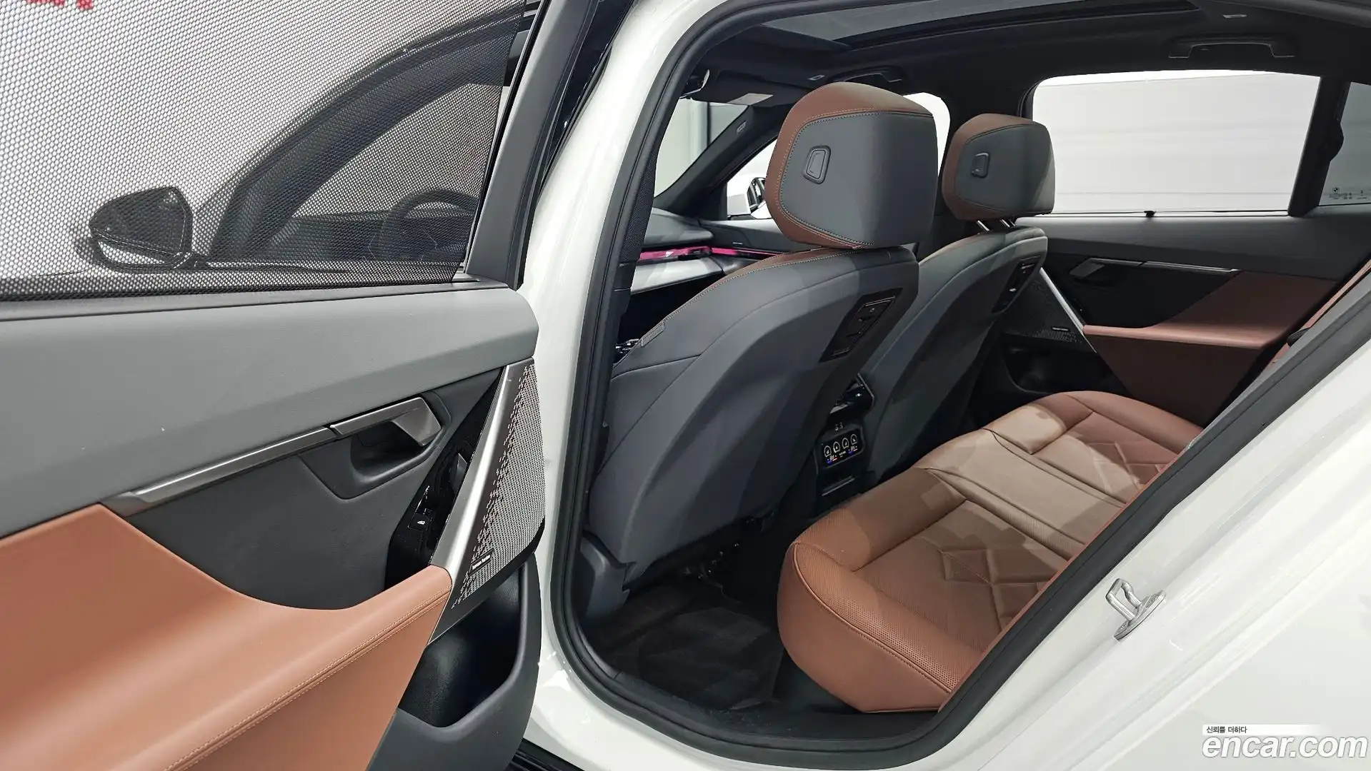 5-Series BMW 2025.7-INNER-036
