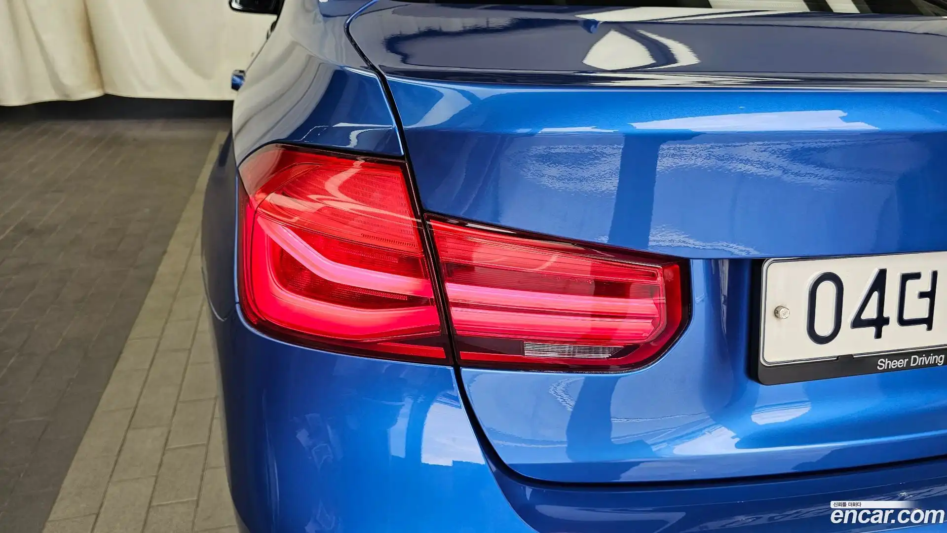 3-Series BMW 2018.10-OUTER-033