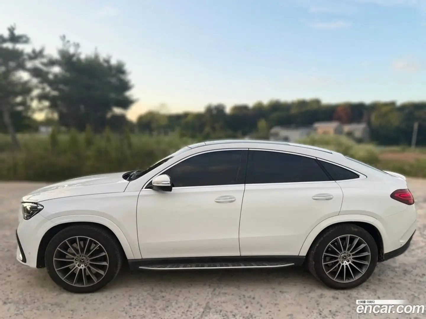 GLE-Class Mercedes-Benz 2023.7-OUTER-003
