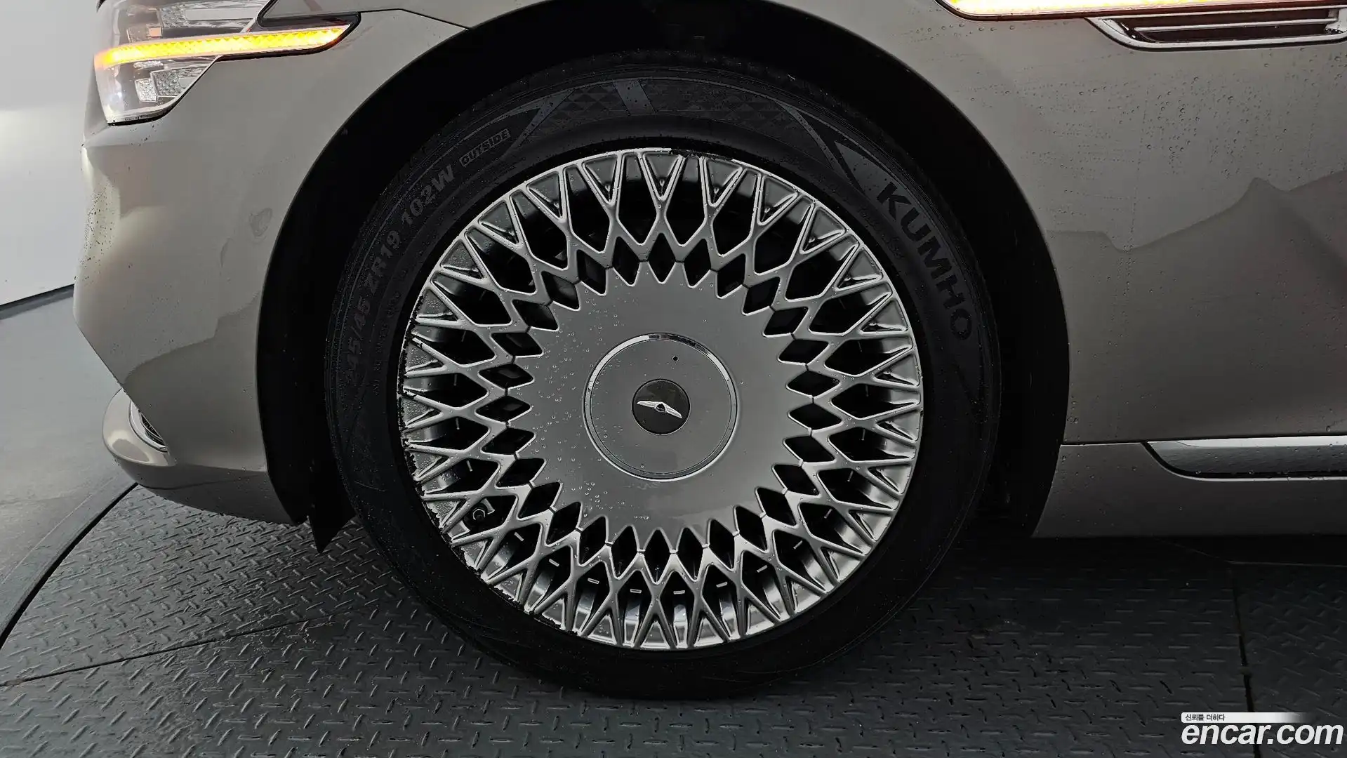 G90 Genesis 2020.1-OUTER-005