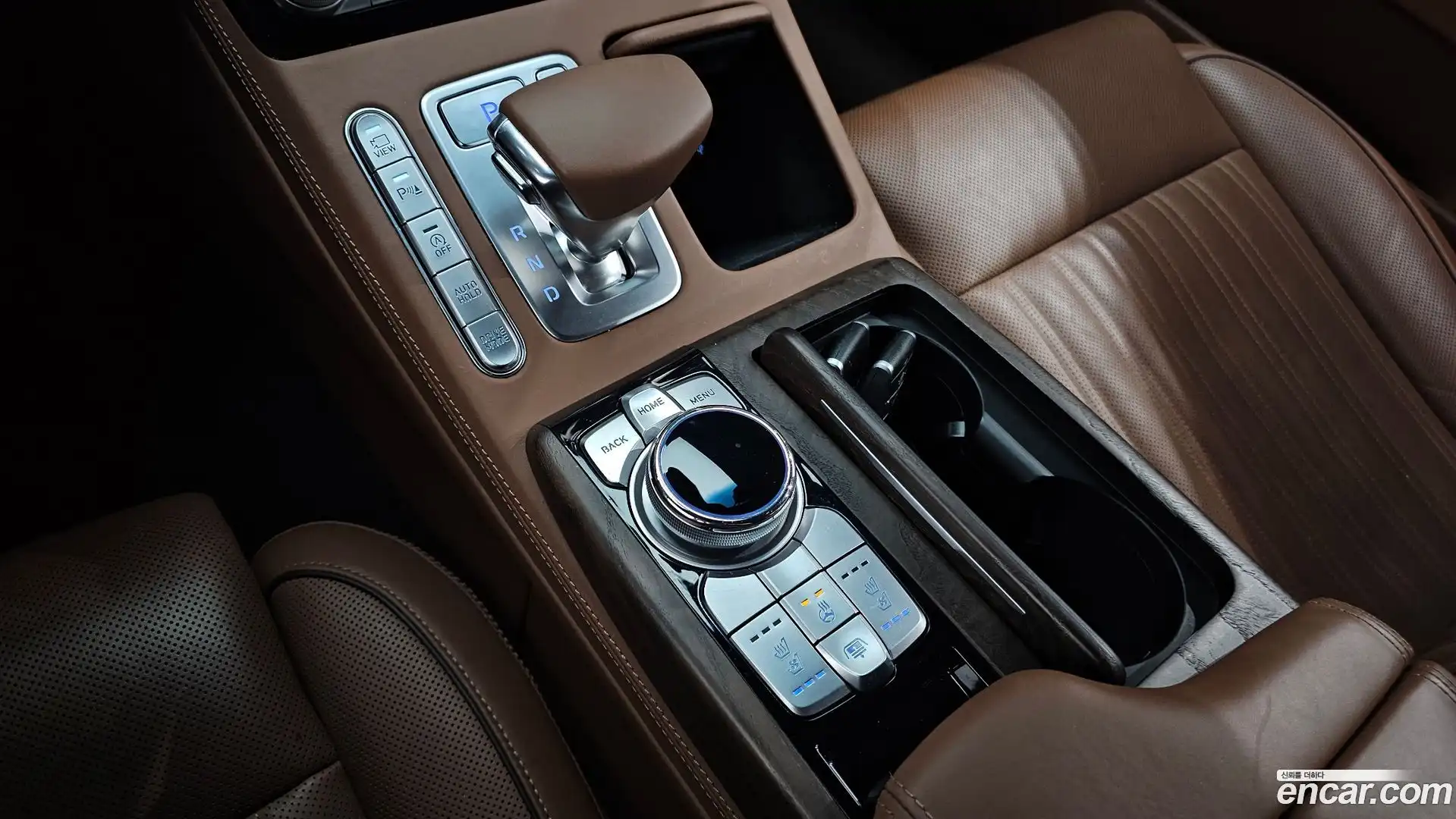 G90 Genesis 2020.1-INNER-009