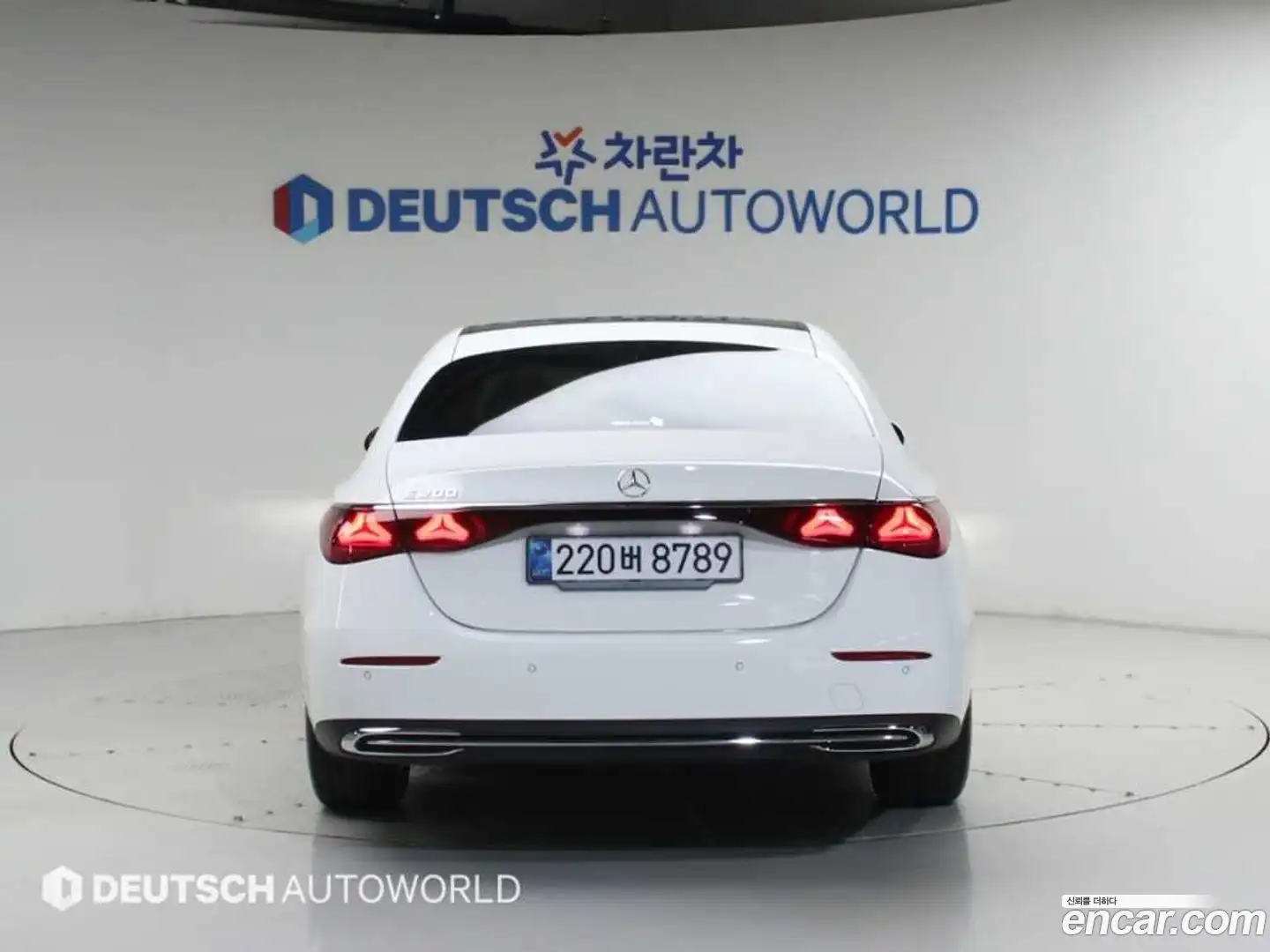 E-Class Mercedes-Benz 2025.2-OUTER-004