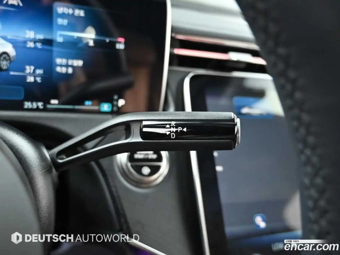 E-Class Mercedes-Benz 2025.2-INNER-009