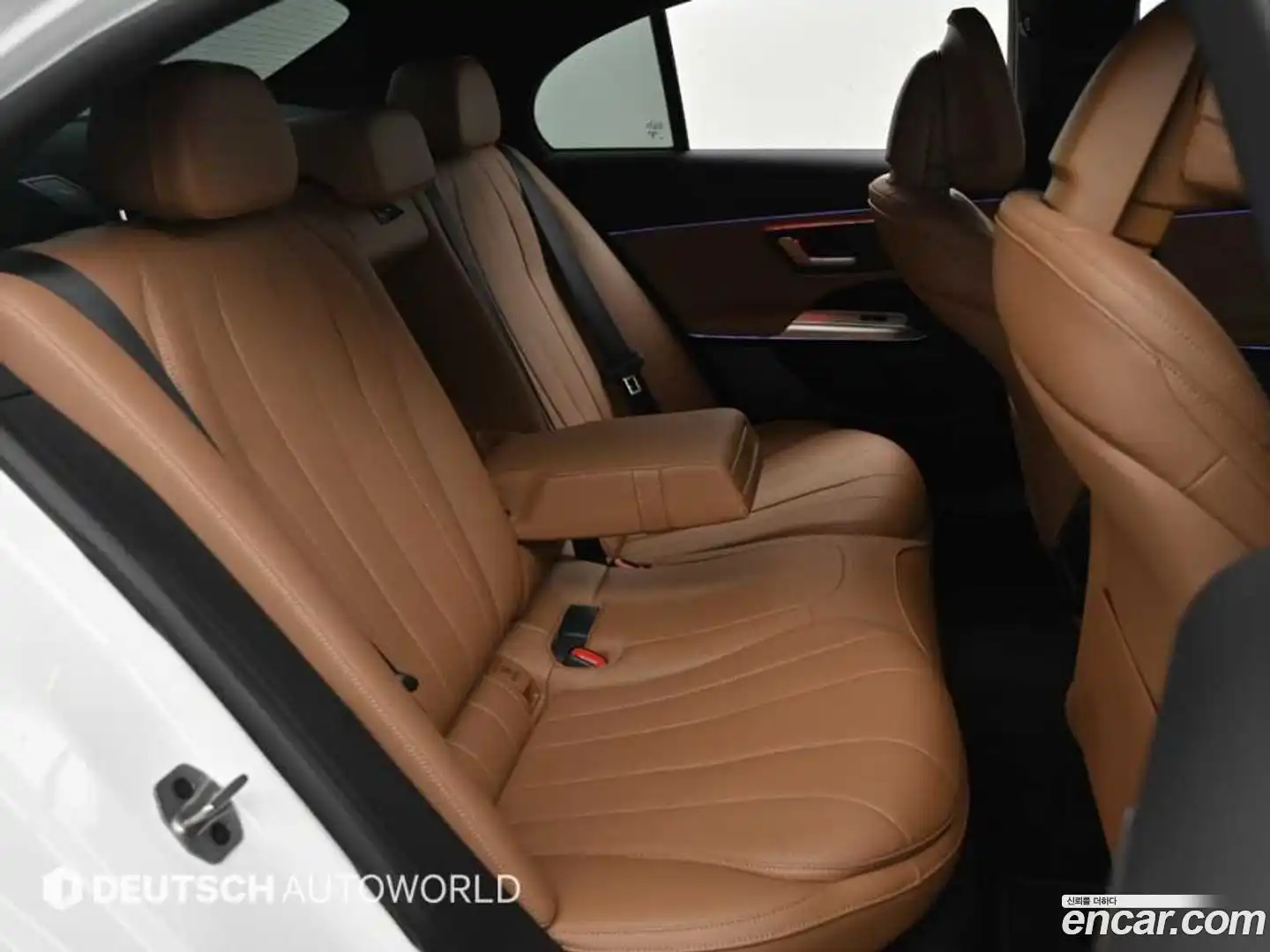 E-Class Mercedes-Benz 2025.2-OPTION-016