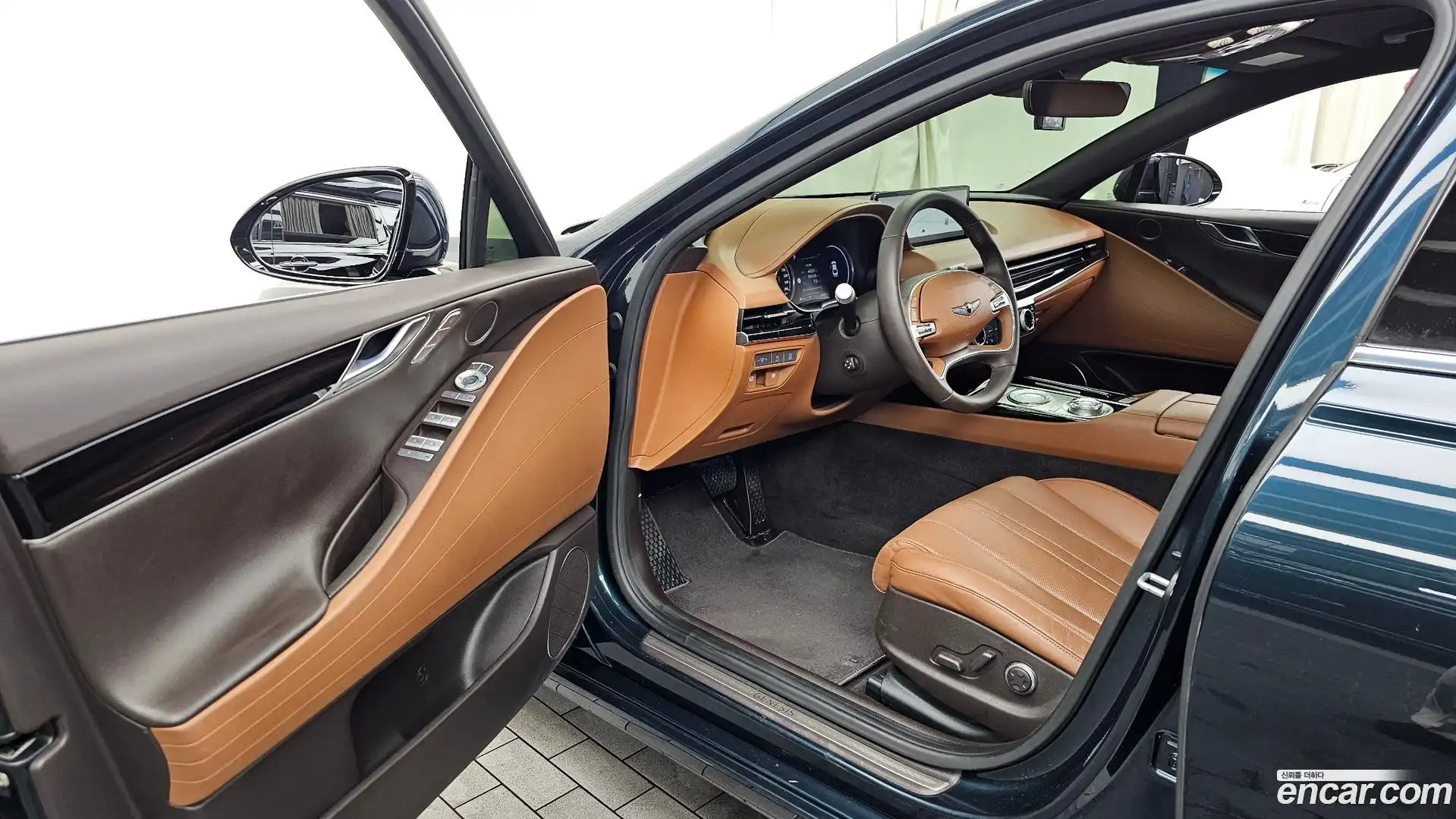 G80 Genesis 2022.7-INNER-010