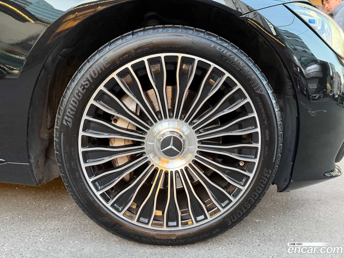 S-Class Mercedes-Benz 2023.4-OUTER-005