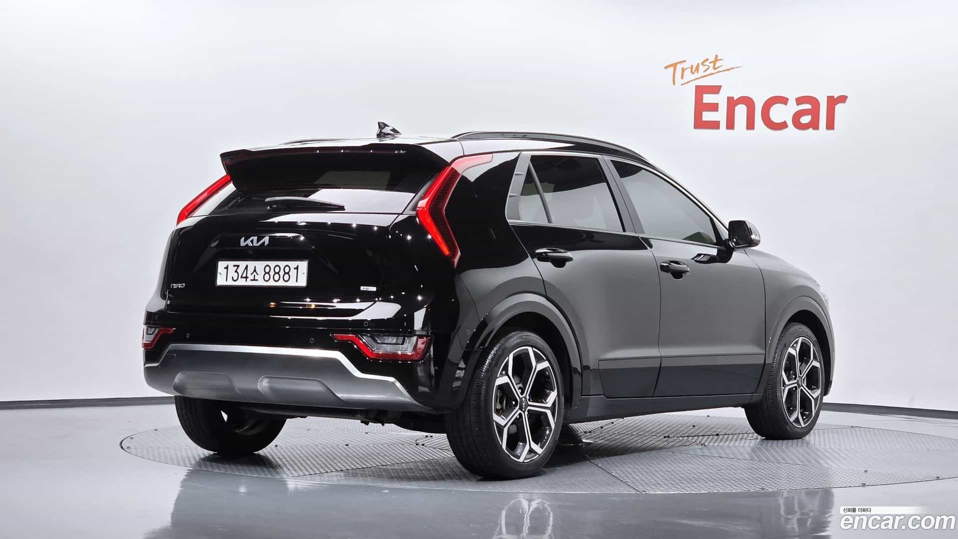 Niro Kia 2023.4-OUTER-002
