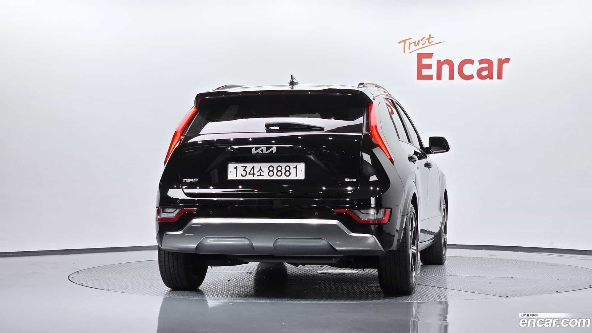 Niro Kia 2023.4-OUTER-004