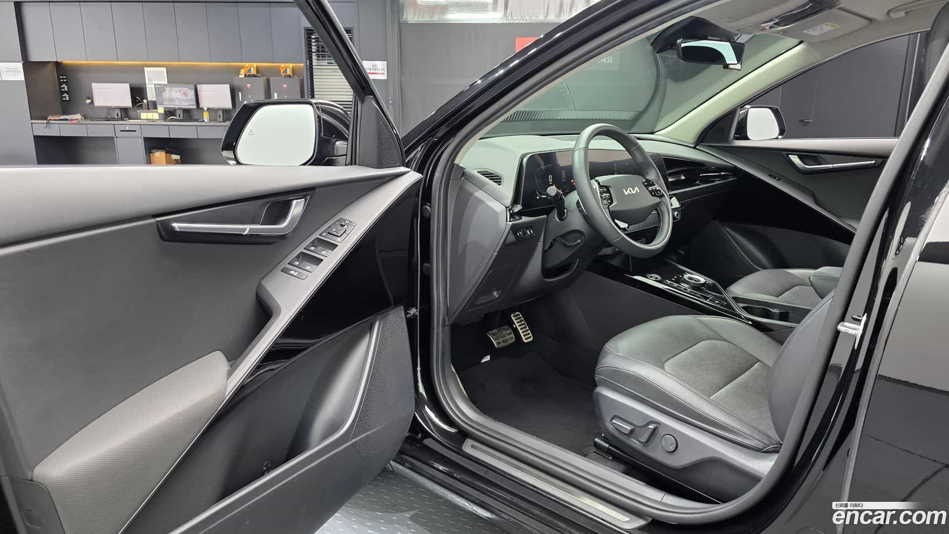 Niro Kia 2023.4-INNER-010