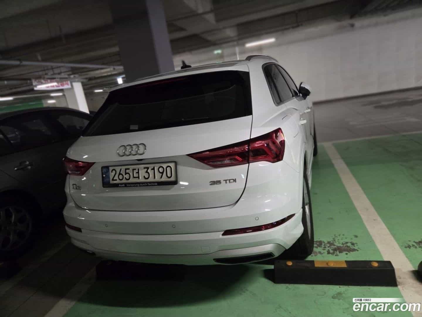 Q3 Audi 2020.10-OUTER-002