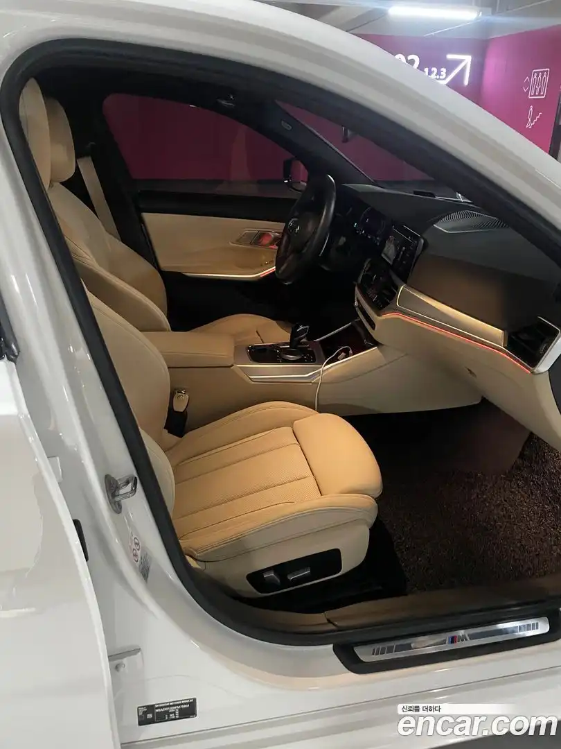 3-Series BMW 2022.4-INNER-007