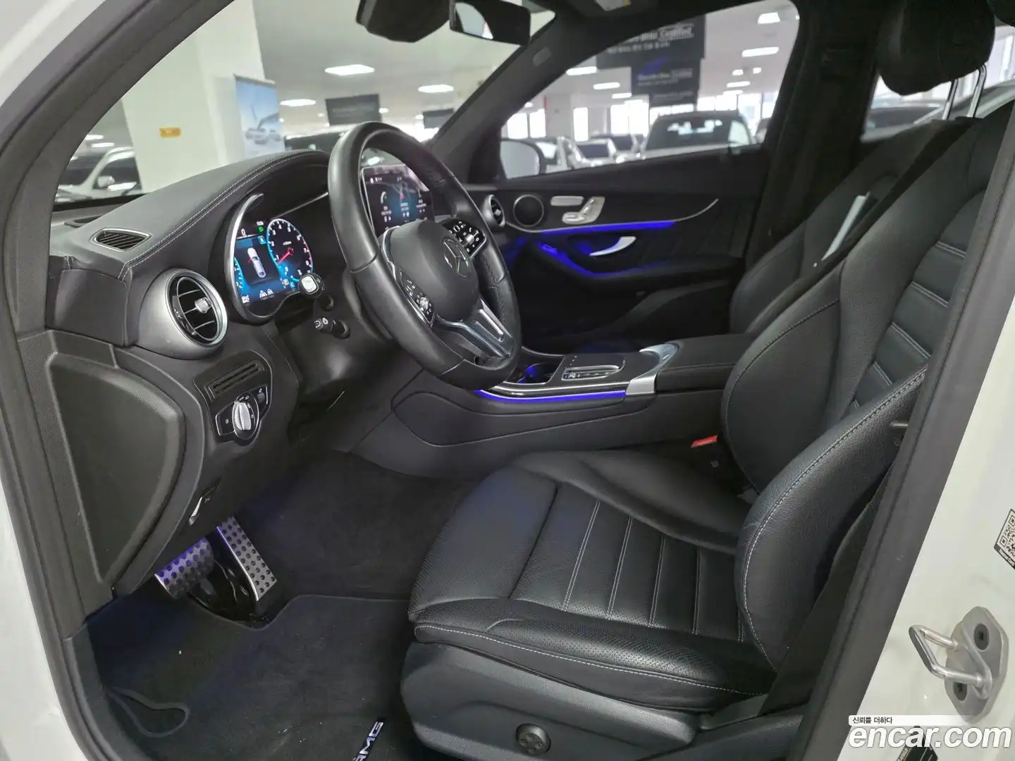 GLC-Class Mercedes-Benz 2023.2-OPTION-018