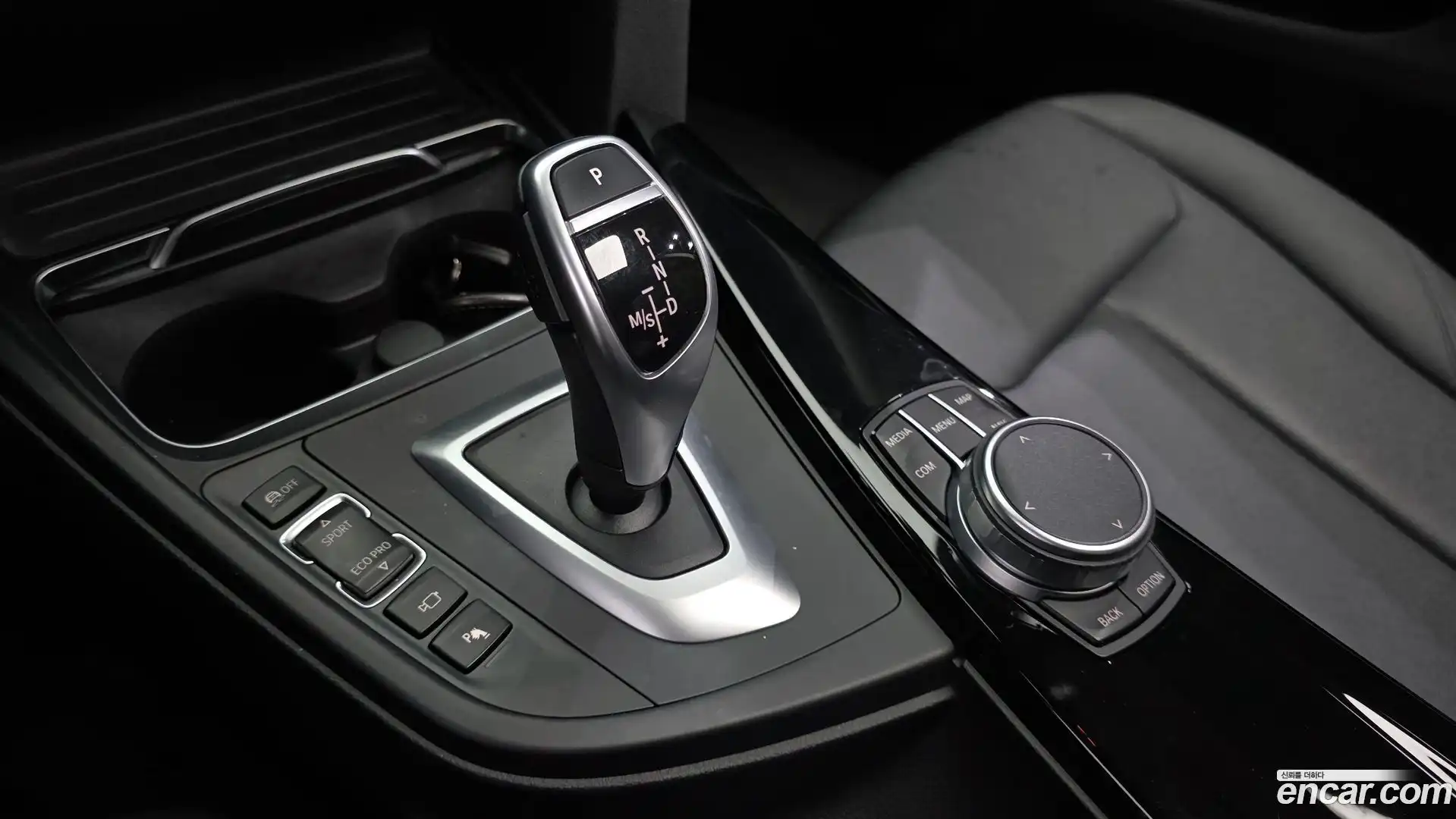 4-Series BMW 2020.2-INNER-009