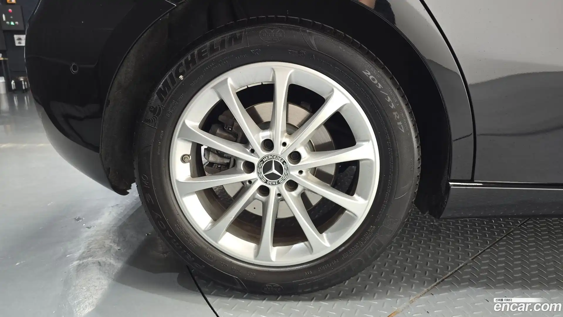 A-Class Mercedes-Benz 2019.10-OUTER-005
